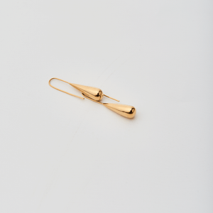 Shop Audra Drops Earrings by We Are NBO on Arrai. Discover stylish, affordable clothing, jewelry, handbags and unique handmade pieces from top Kenyan & African fashion brands prioritising sustainability and quality craftsmanship.