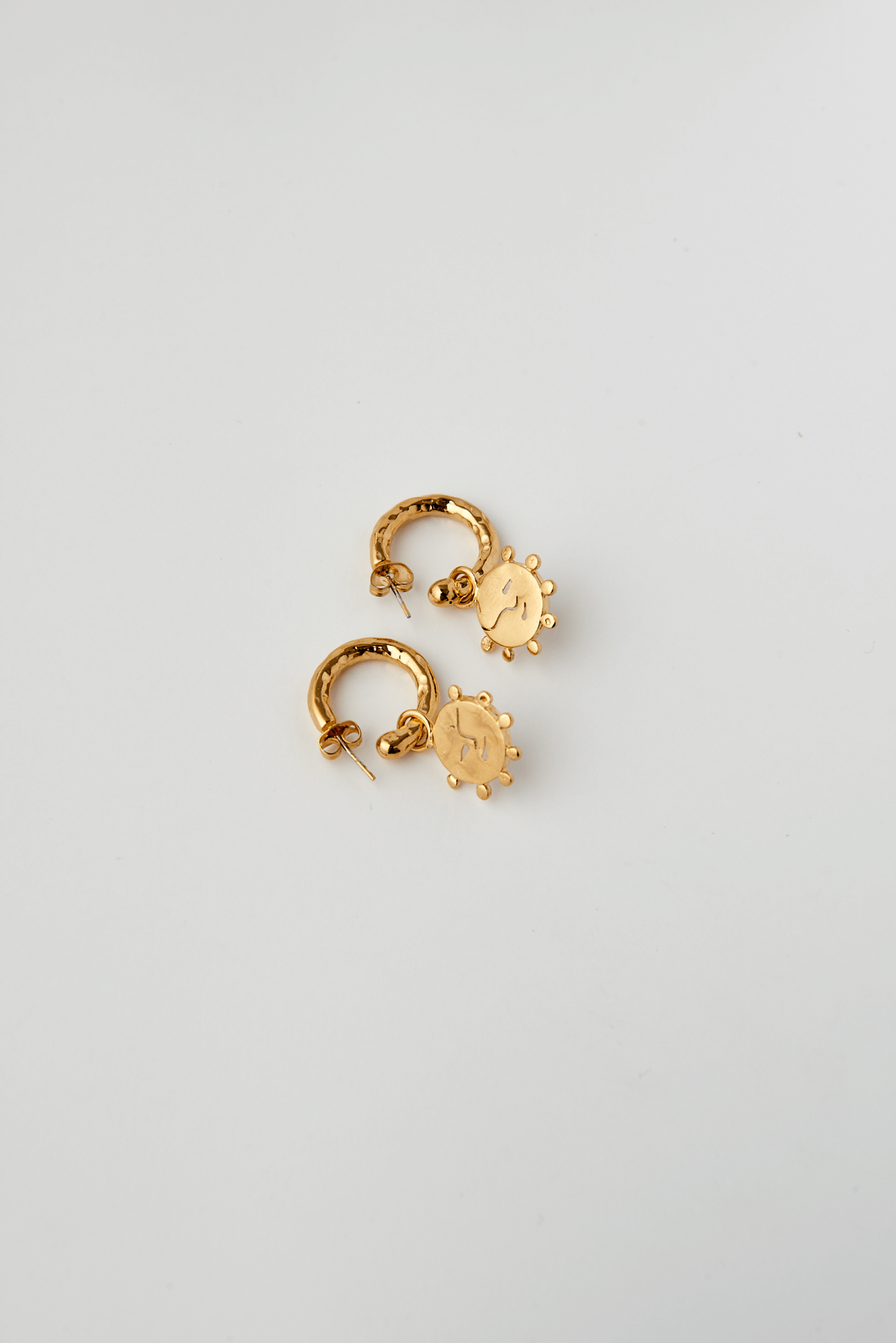 Shop Juwa Studs Earrings by We Are NBO on Arrai. Discover stylish, affordable clothing, jewelry, handbags and unique handmade pieces from top Kenyan & African fashion brands prioritising sustainability and quality craftsmanship.