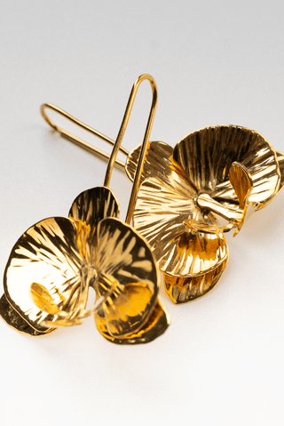 Shop Deviendra 2.0 Earrings by We Are NBO on Arrai. Discover stylish, affordable clothing, jewelry, handbags and unique handmade pieces from top Kenyan & African fashion brands prioritising sustainability and quality craftsmanship.