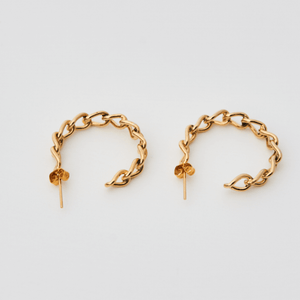 Shop Chain Earrings by We Are NBO on Arrai. Discover stylish, affordable clothing, jewelry, handbags and unique handmade pieces from top Kenyan & African fashion brands prioritising sustainability and quality craftsmanship.