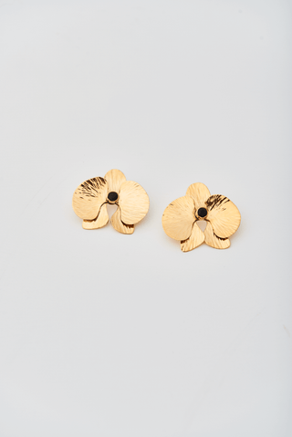 Shop Deviendra Stud Earrings by We Are NBO on Arrai. Discover stylish, affordable clothing, jewelry, handbags and unique handmade pieces from top Kenyan & African fashion brands prioritising sustainability and quality craftsmanship.